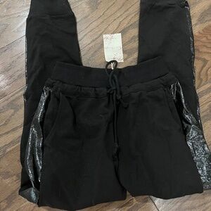 Brand new Hem & Thread black tuxedo stripe sweat pant joggers size s